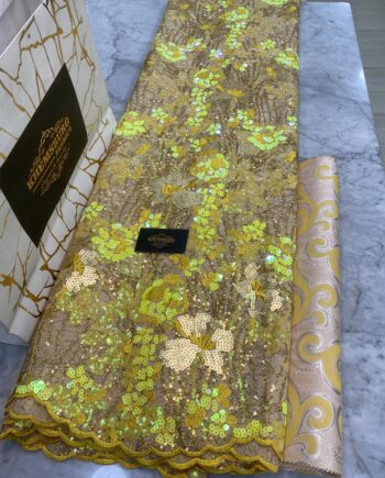 Lily Luxury - Image 2