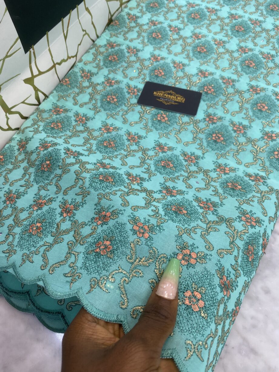 Farah Exclusive