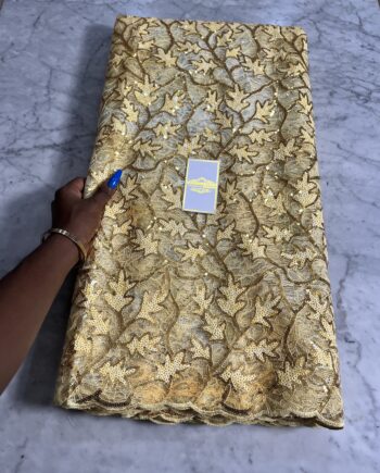 Larisa Exclusive - Image 3