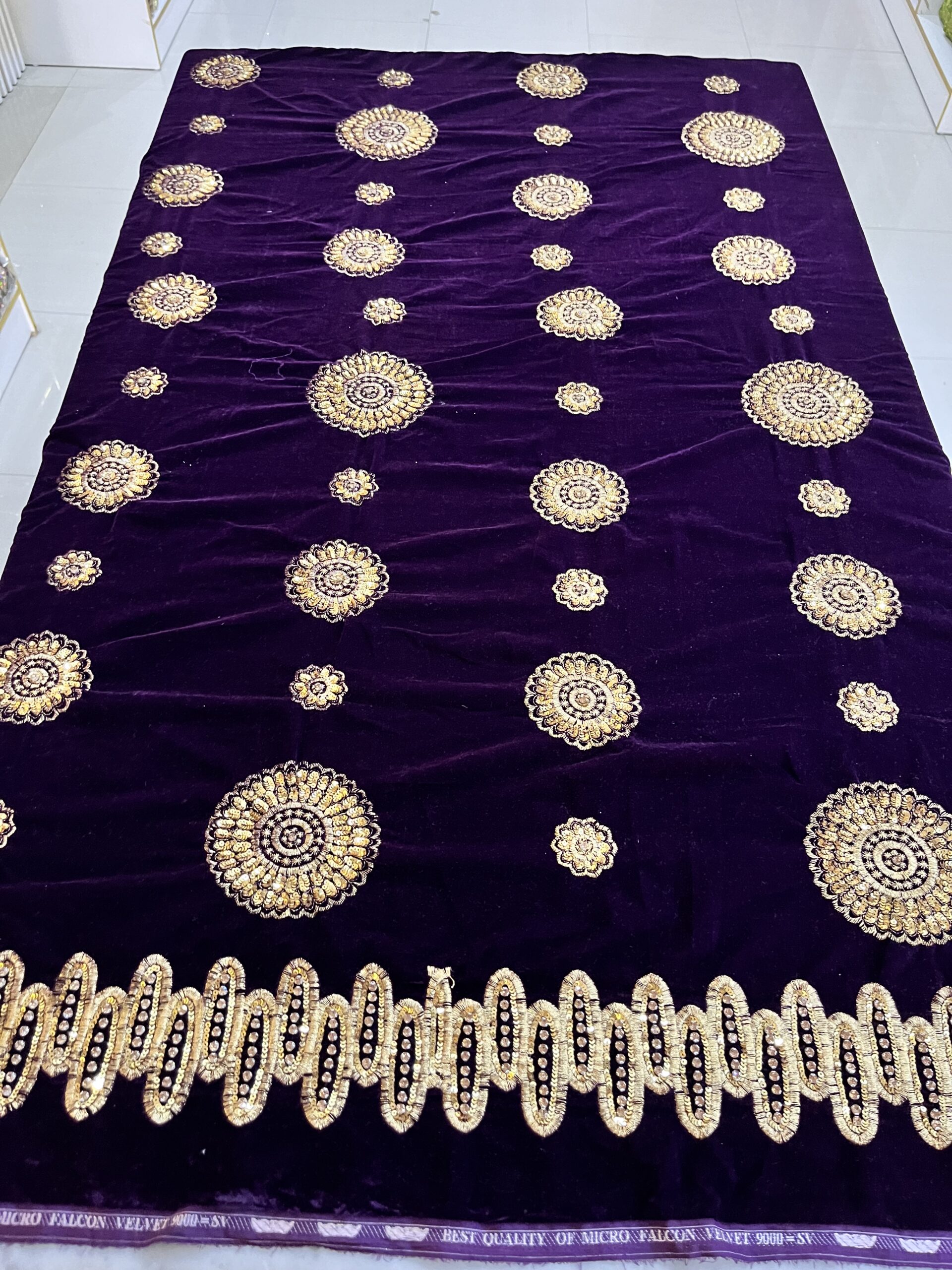 Hamsa Vintage Velvet - Image 3