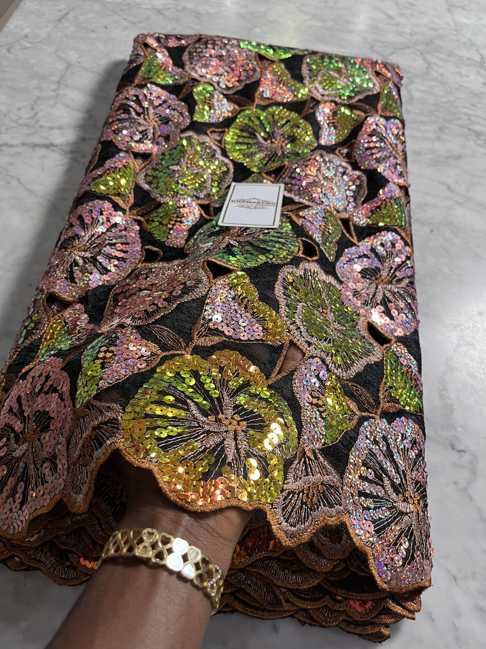 Deola Chantilly - Image 3